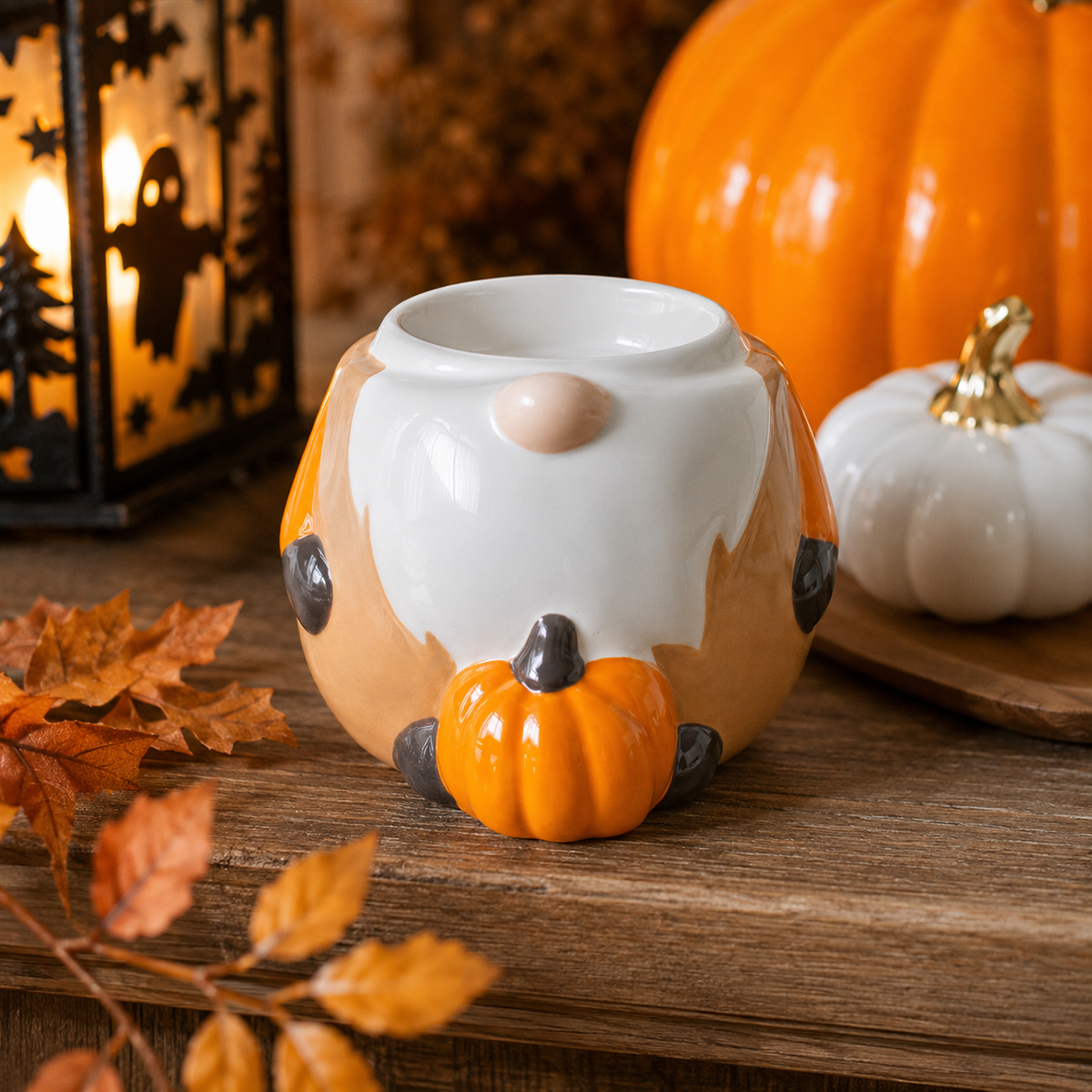 Quemador gnomo otoñal Halloween sin sombrero mostrando cuenco blanco para wax melts