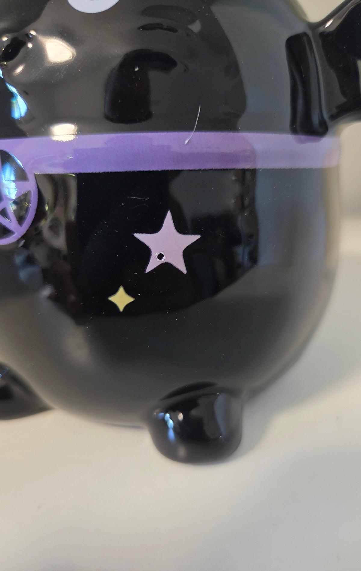 Quemador Gato Murciélago Bruja Outlet - detalle estrella con falta de pintura
